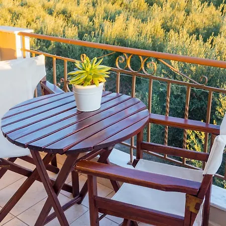 酒店 Evripidis 阿菲托斯