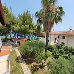 Ξενοδοχείο Ευριπίδης * أفيتوس