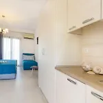 Ξενοδοχείο Ευριπίδης فندق *