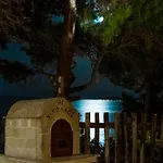 Ξενοδοχείο Ευριπίδης * أفيتوس